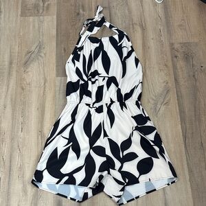 Stylish Black and White Leaf Print women’s  One Piece size medium